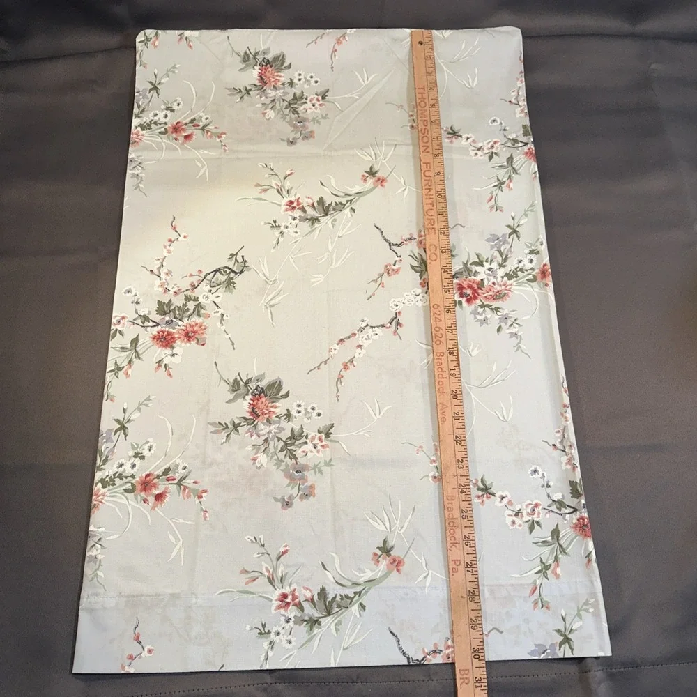 Two Vtg Cannon Monticello Pillowcases Blue Floral 20 X 30.5 Standard Queen USA